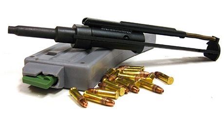 ערכת ההמרה שבזכותה הופכים חלקי הפלסטיק לנשק קטלני